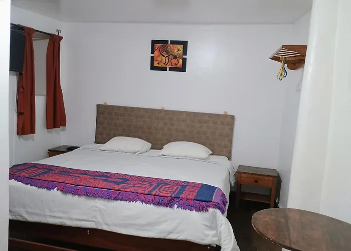 Catama Bed & Breakfast 3*